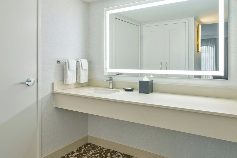 Courtyard by Marriott Pasadena Old Town - photo 26