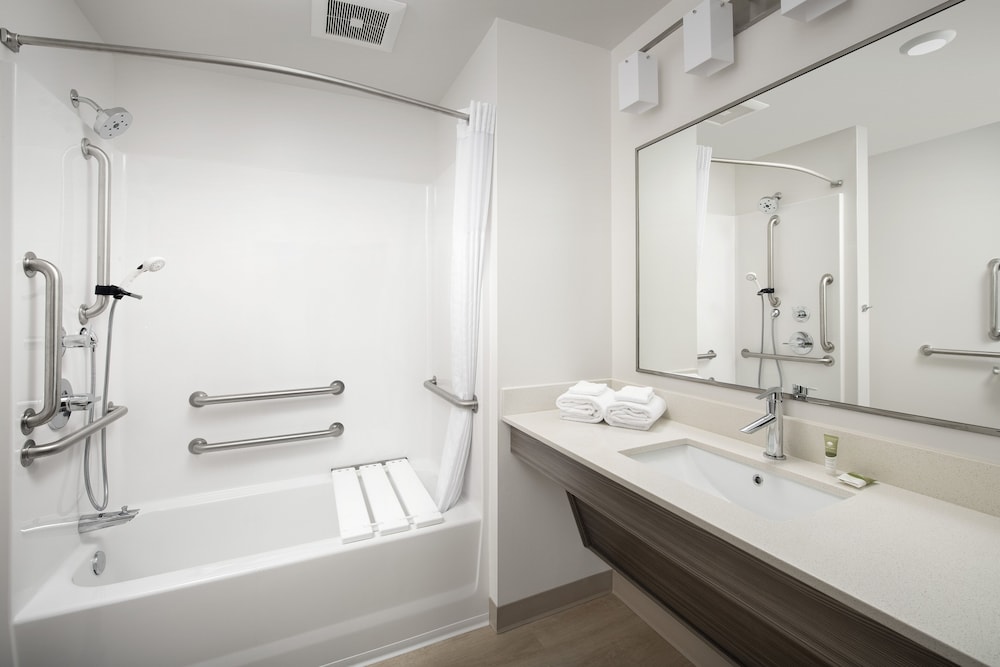 WoodSpring Suites Waco near University - photo 16