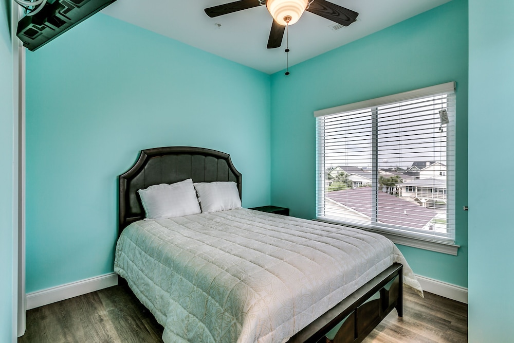 Together Resorts 20th Ave Side B My Myrtle Beach Retreat - photo 2