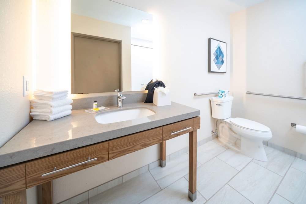 Candlewood Suites Charleston Mt Pleasant by IHG - photo 12