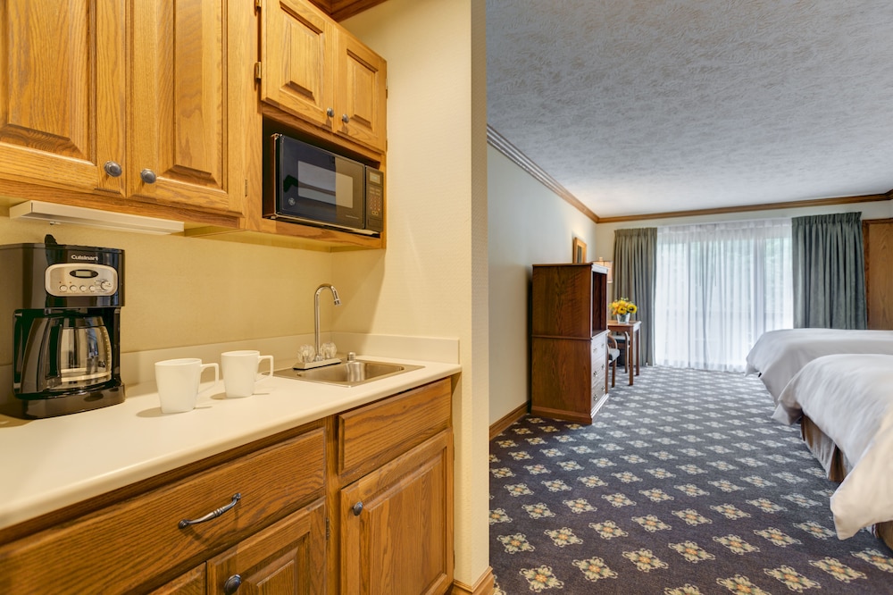 The Highlands at Harbor Springs - photo 28