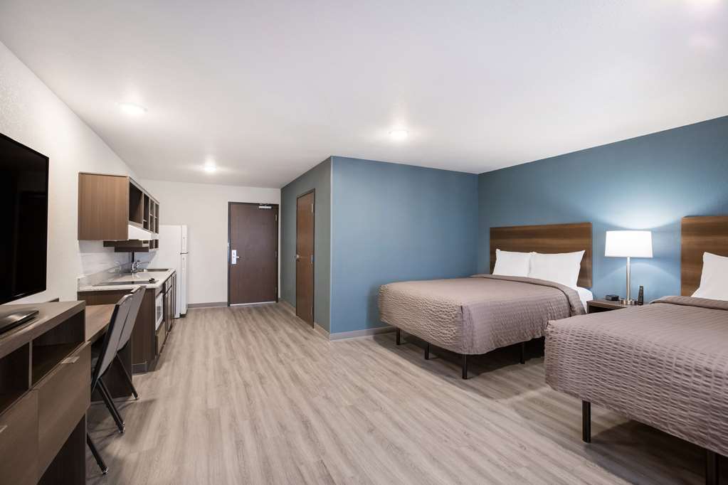 WoodSpring Suites Detroit Madison Heights - photo 15
