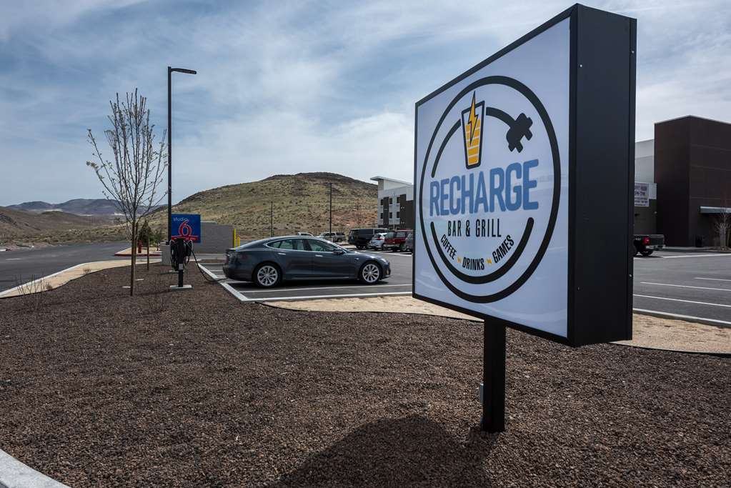 Studio 6 Mccarran NV Sparks Tahoe Reno Industrial Center - photo 3