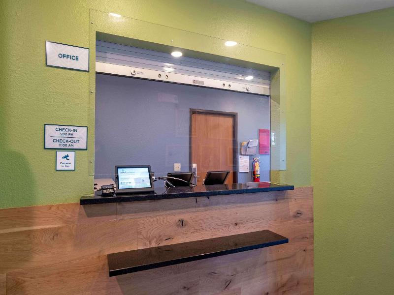 Woodspring Suites Panama City - photo 17