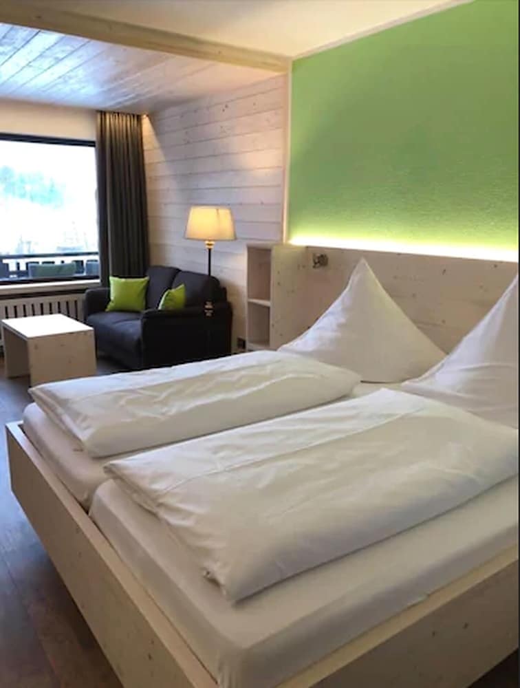Landhotel Lortz — hotel in Reichelsheim