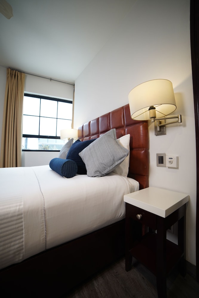 FlowSuites Polanco in Mexico City, Mexico