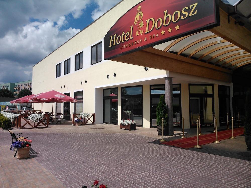 Dobosz - carbon neutral hotel in Police