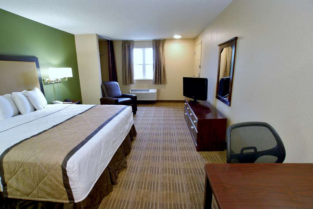 MainStay Suites Knoxville Cedar Bluff - photo 12