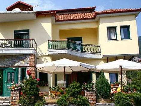 Evzin Hotel in Loutraki, Greece