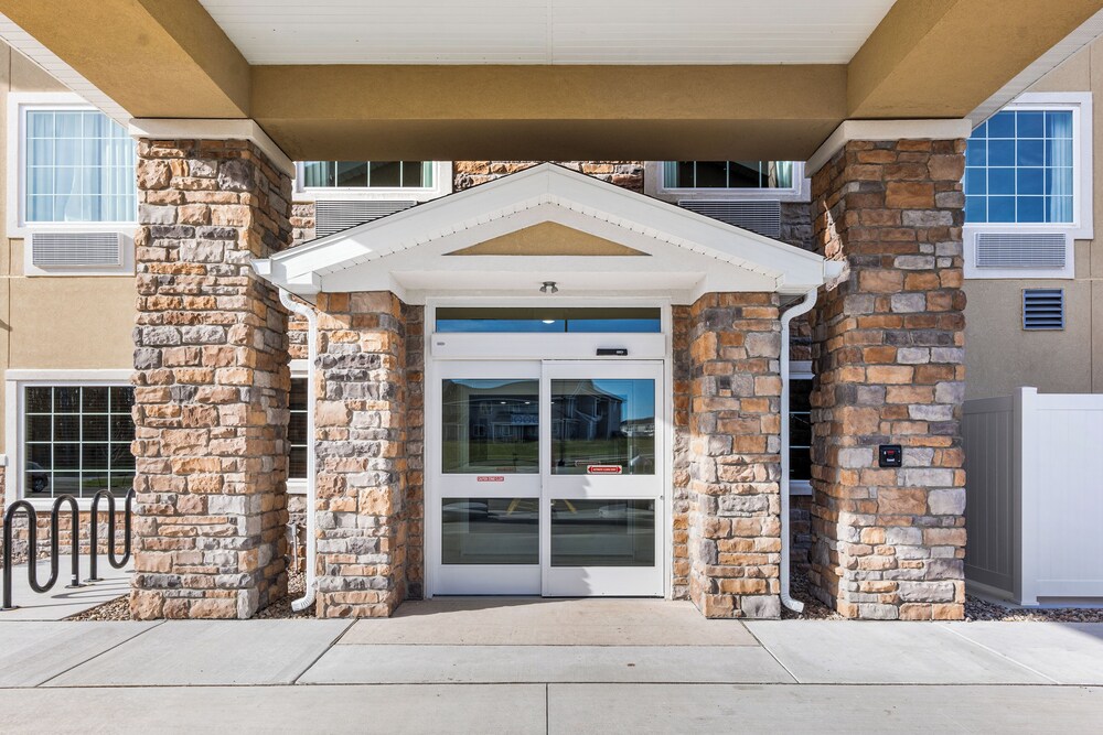 Cobblestone Hotel & Suites Denmark Green Bay - photo 19