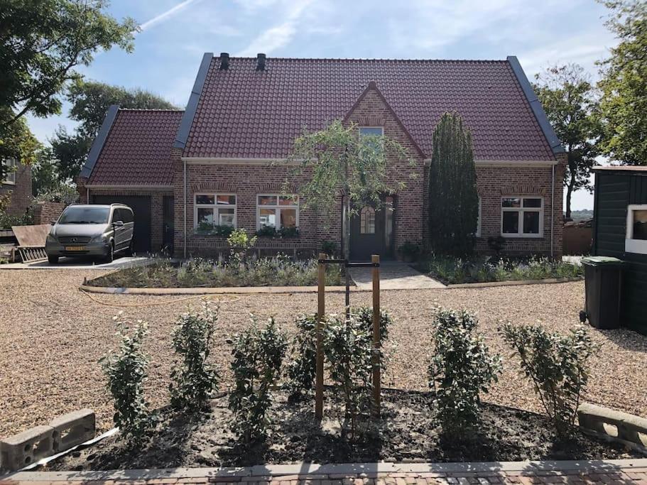 Bazien Luxe kamer bij Strand en Kreek natuur en veel faciliteiten — 4-Star Luxury Hotel in Westkapelle, Netherlands