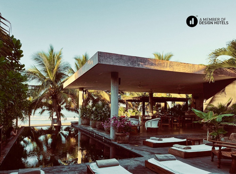 Lo Sereno Casa de Playa — 5-Star Luxury Hotel in Ixtapa-Zihuatanejo, Mexico