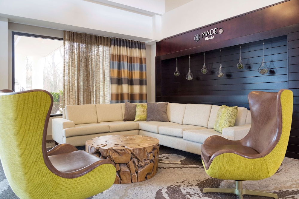 DoubleTree Suites by Hilton Nashville Airport - photo 4