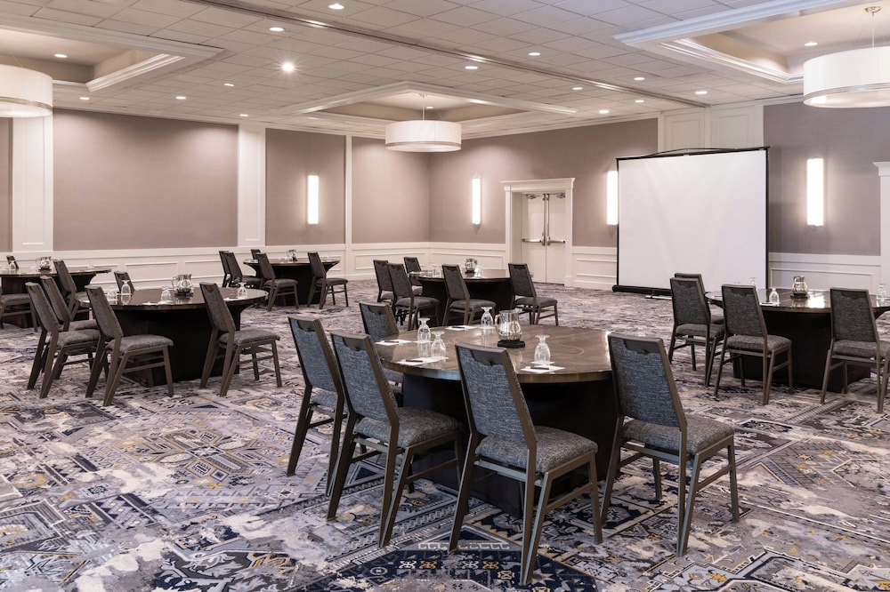 Sheraton Ann Arbor Hotel - photo 72