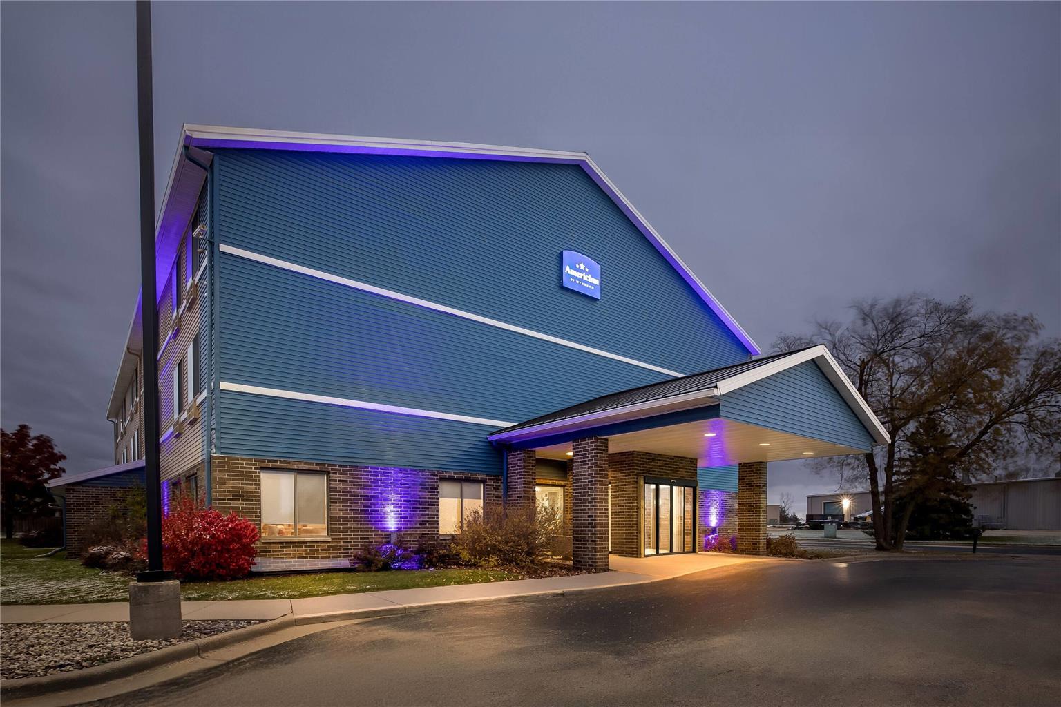 AmericInn by Wyndham Columbus Wisconsin - photo 8