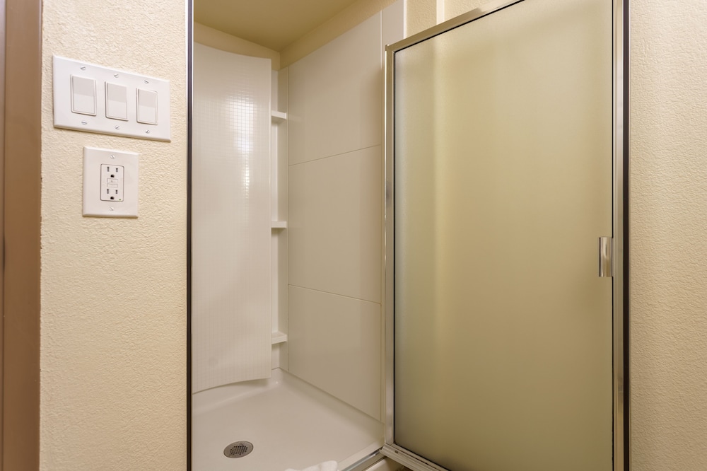 Riverfront Inn Roseburg - photo 37