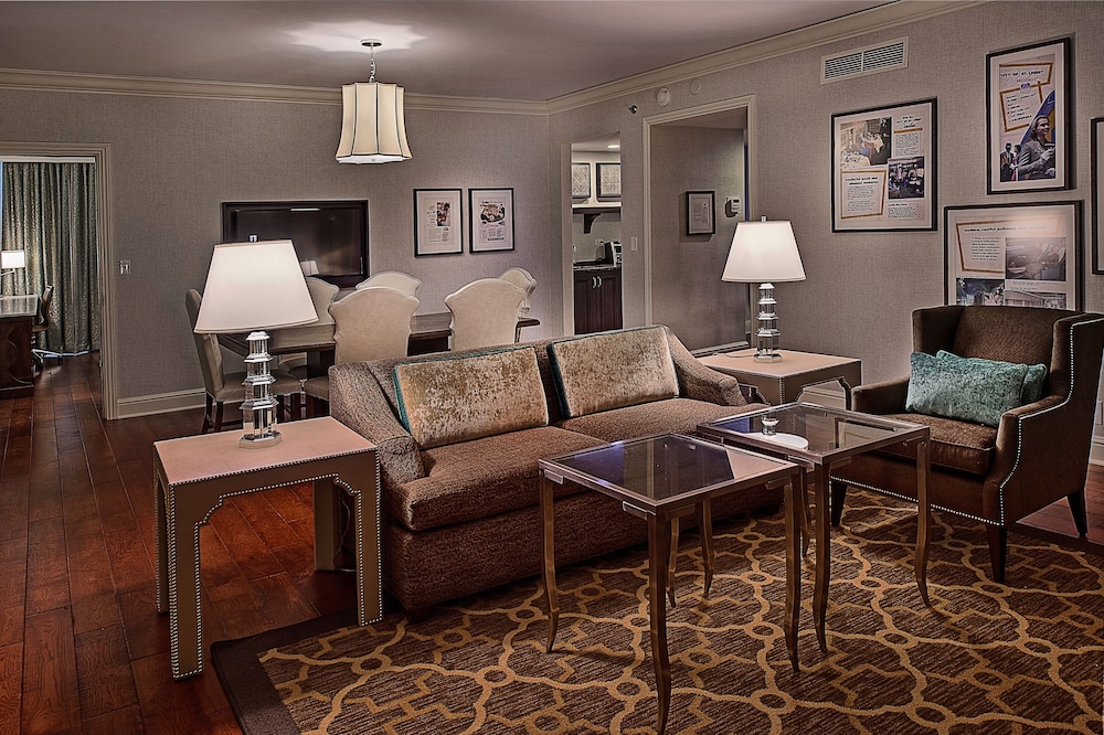 St. Louis Union Station Hotel Curio Collection by Hilton - photo 9