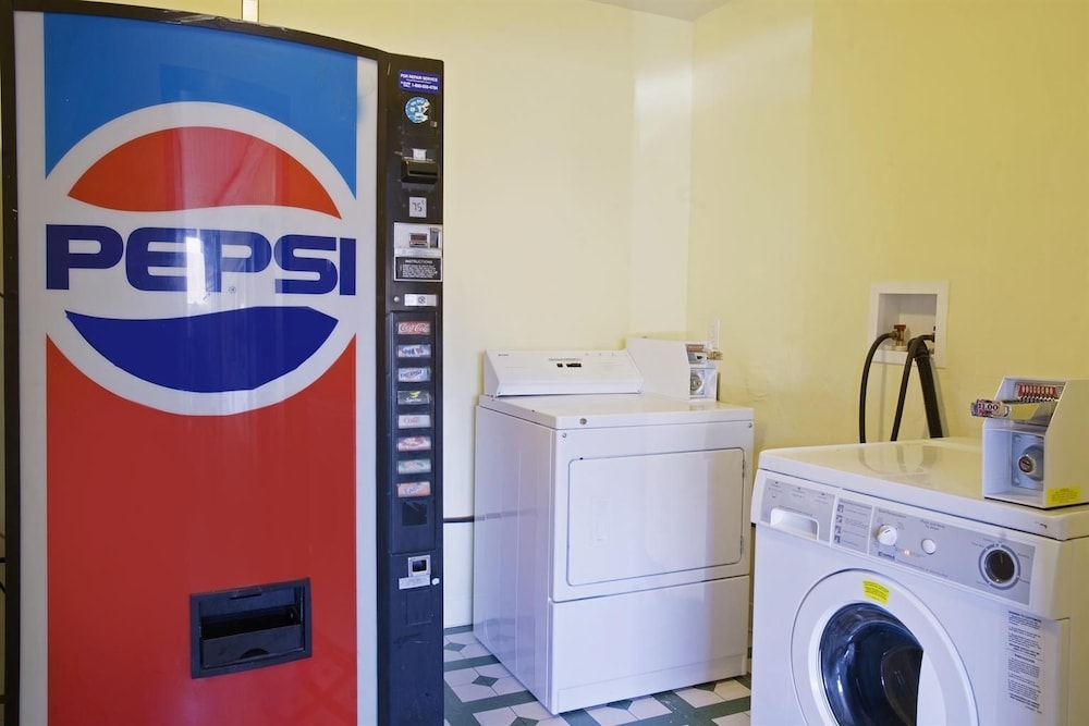 Americas Best Value Inn Livermore - photo 13