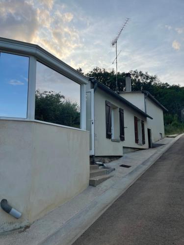 L R de la Vallee - last minute hotel in Unknown City