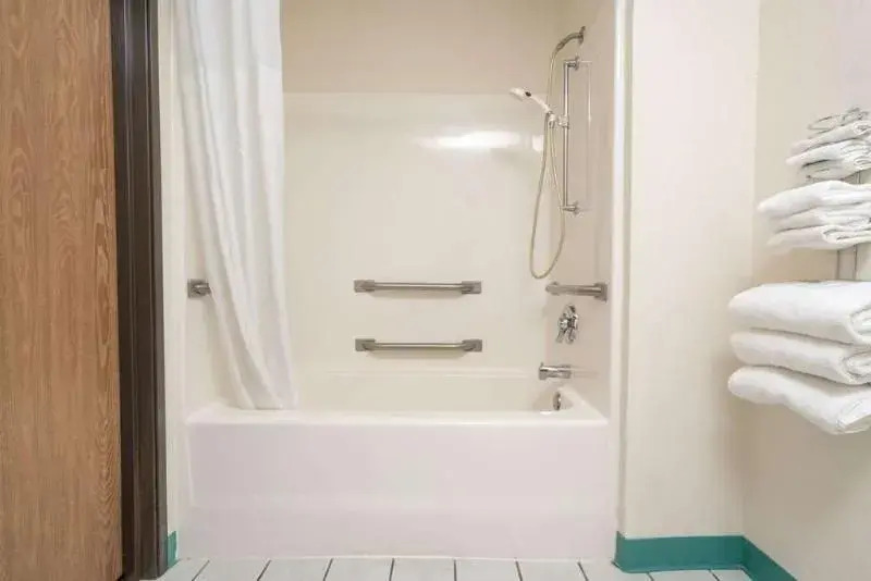 Studio 7 on Main - photo 9