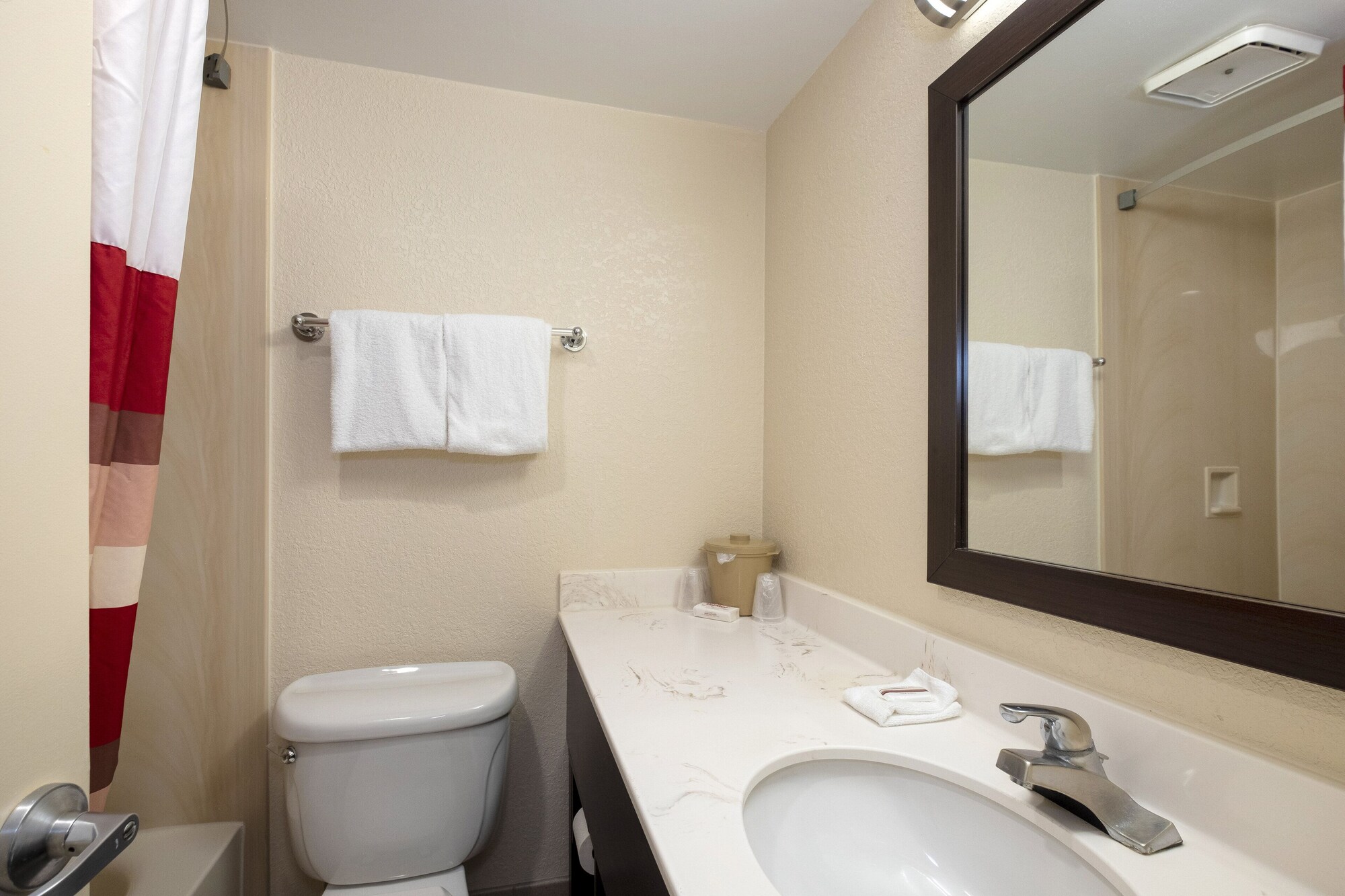 Red Roof Inn Washington DC College Park - photo 5