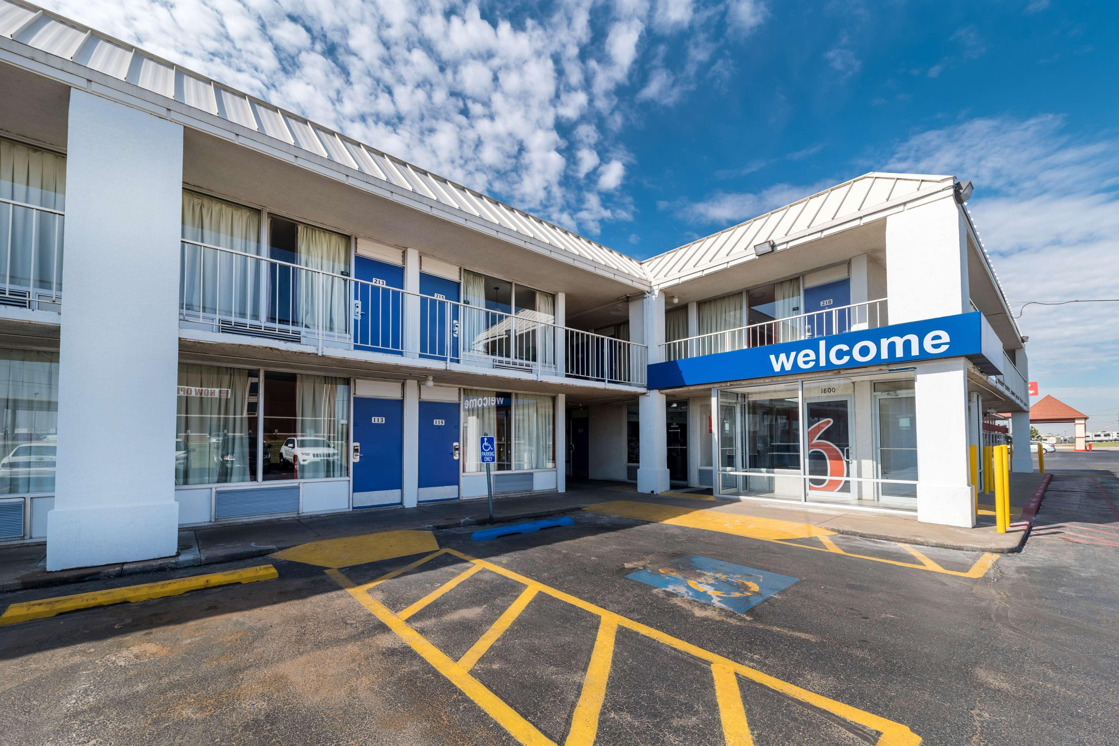 Motel 6 Bricktown - photo 15