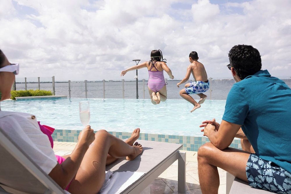 Sunseeker Resort Florida Gulf Coast Curio Collection - photo 46