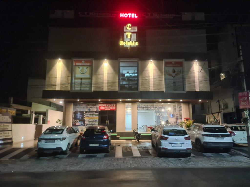 C T Heights Inn in Bharatpur, India