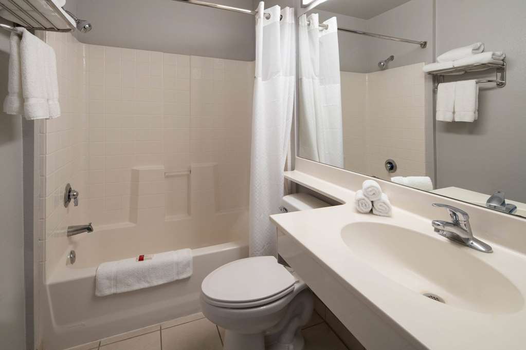 Baymont by Wyndham Las Vegas South Strip - photo 9