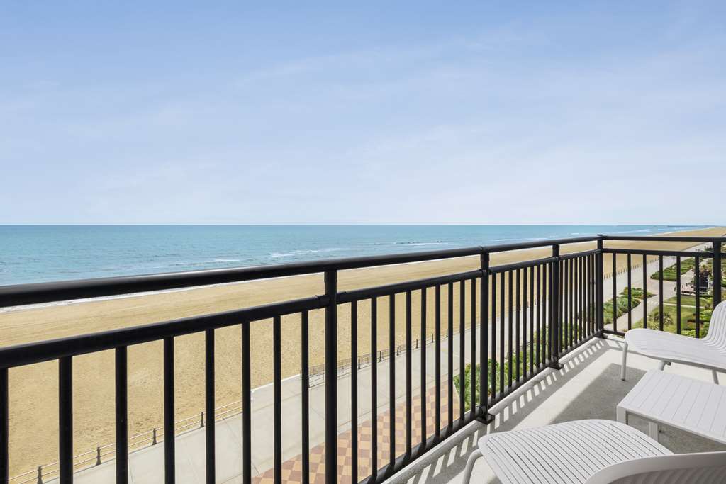 Hyatt Place Virginia Beach Oceanfront - photo 11