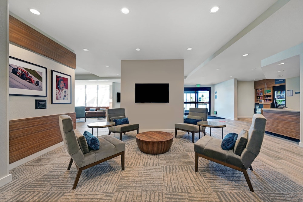 TownePlace Suites by Marriott Sacramento Airport Natomas - photo 3