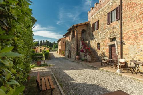 Fattoria Di Pancole — 4-Star Luxury Hotel in San Gimignano, Italy
