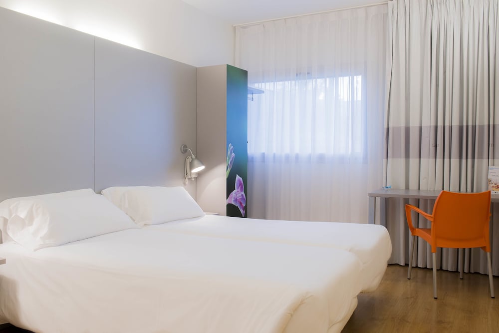 B&B Hotel Girona 2 — Salt — photo 2
