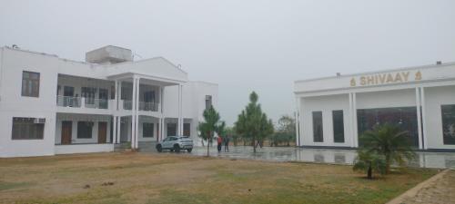 Shivaay Garden — hotel in Kannauj