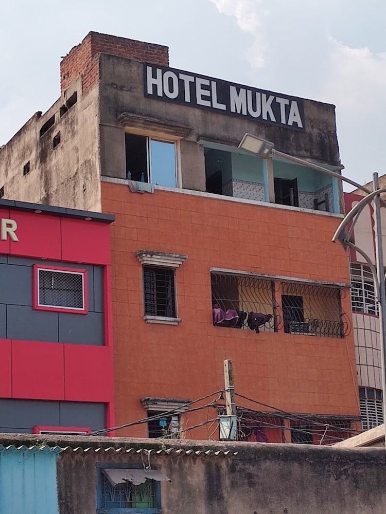 Hotel Mukta in Dhanbad, India