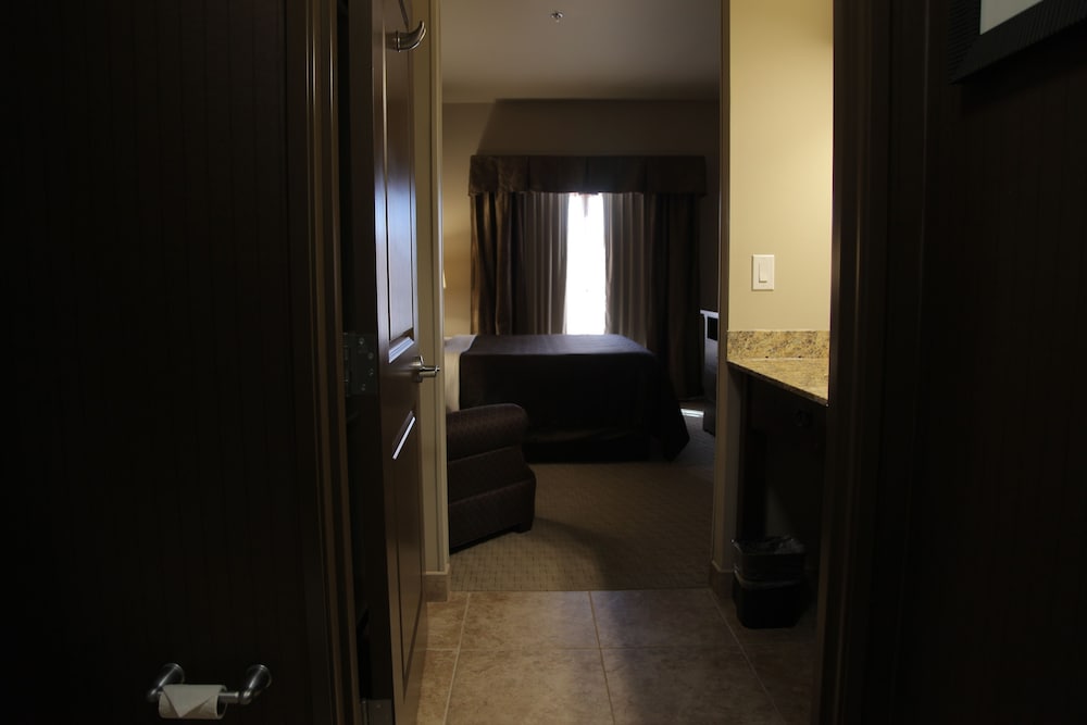 Teddy's Residential Suites Watford City - photo 21