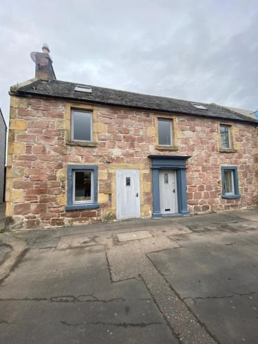 Little Ship Inn Rooms — hotel in Invergordon