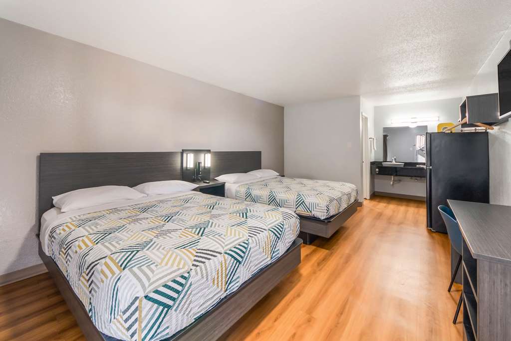 Motel 6 Laredo TX North I 35 - photo 14