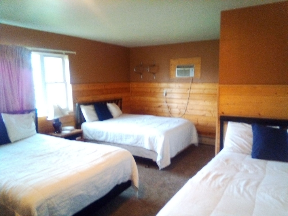 Two Rivers Inn West - photo 11