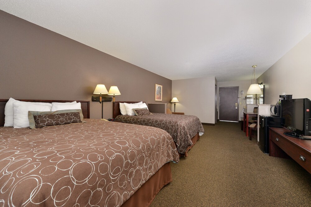 Kelly Inn Fargo North Dakota - photo 25