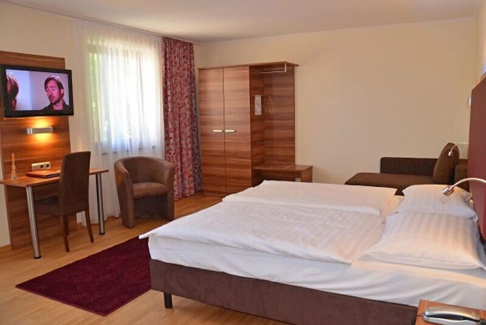 Hotel und Café Paso — Vierkirchen — photo 3