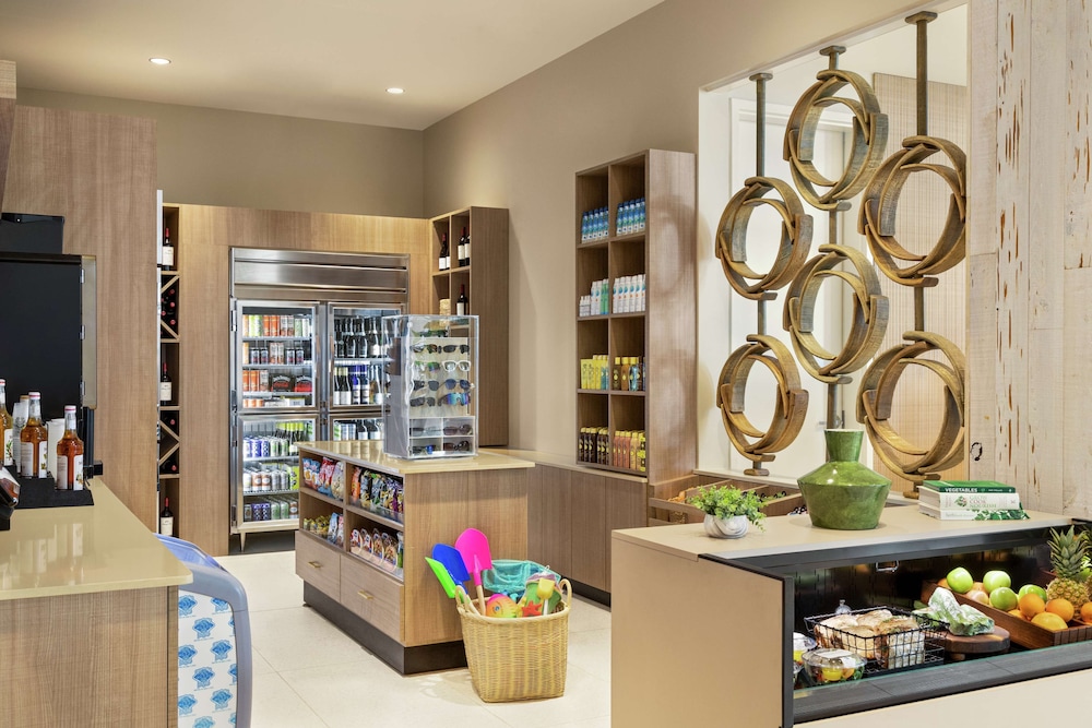 Embassy Suites by Hilton Panama City Beach Resort - photo 84