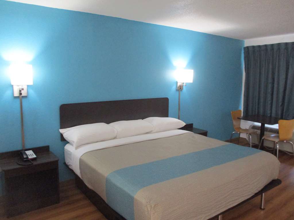 Motel6 Chattanooga TN Airport - photo 13