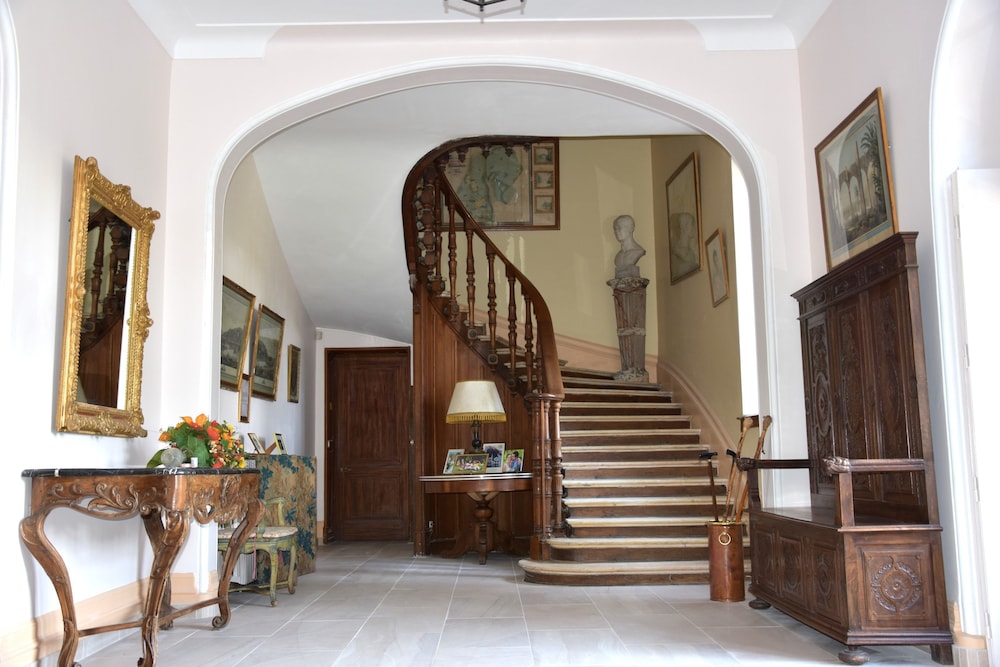 Château de Varambon — Macon — photo 3