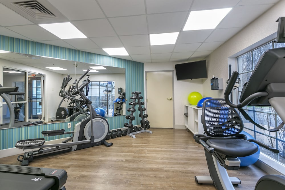 Holiday Inn Express Hotel & Stes Mt. Arlington Rockaway Area by IHG - photo 31