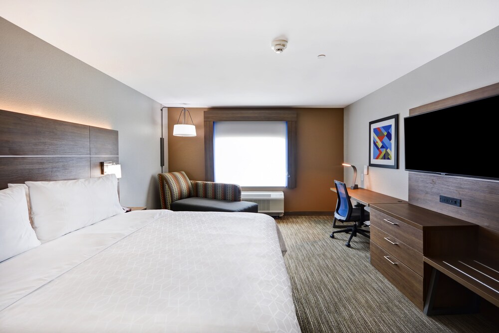 Holiday Inn Express & Suites Houston NASA Boardwalk Area by IHG - photo 10