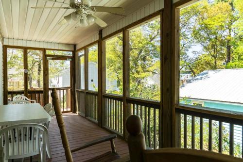 Island Delight by Oak Island Accommodations - photo 24