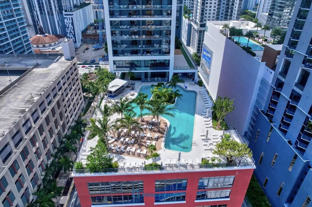 Apartment in New Luxury Condo in Downtown — 4-Star Luxury Hotel in Miami, United States