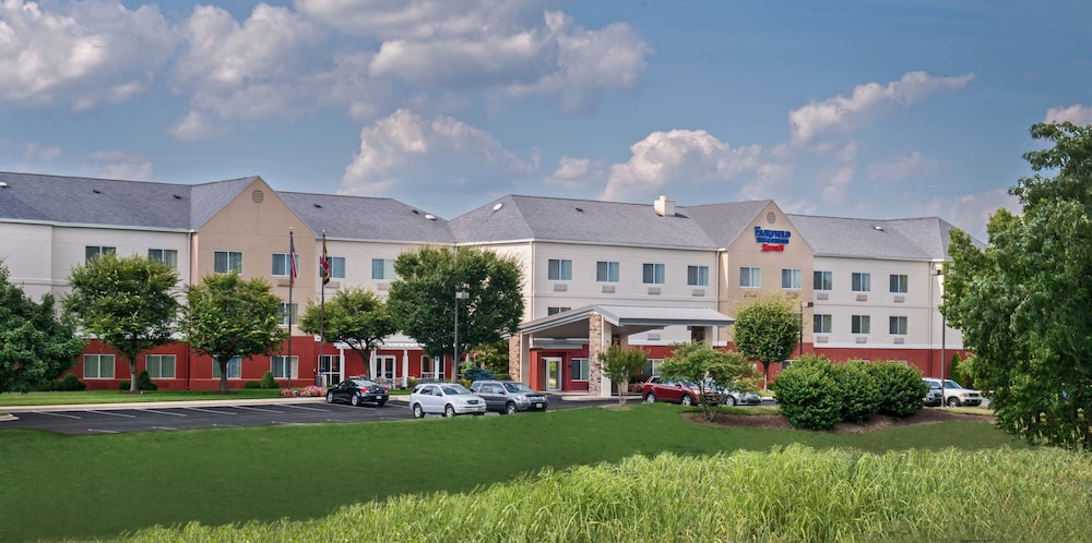 Fairfield Inn & Suites by Marriott Frederick - photo 2