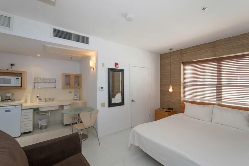 The Mercury All Suites Hotel - photo 94